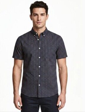 GAP Navy Short-Sleeve Button-Down Shirt with Micro Geometric Print